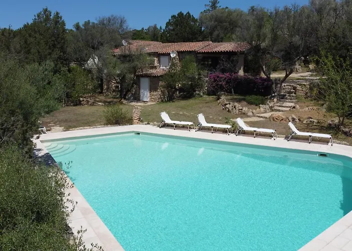 Borgo Rudalza & Nyaraló Olbia