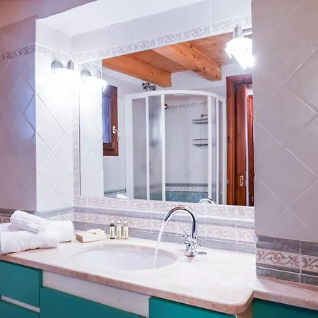 Borgo Rudalza & Feriehus Olbia